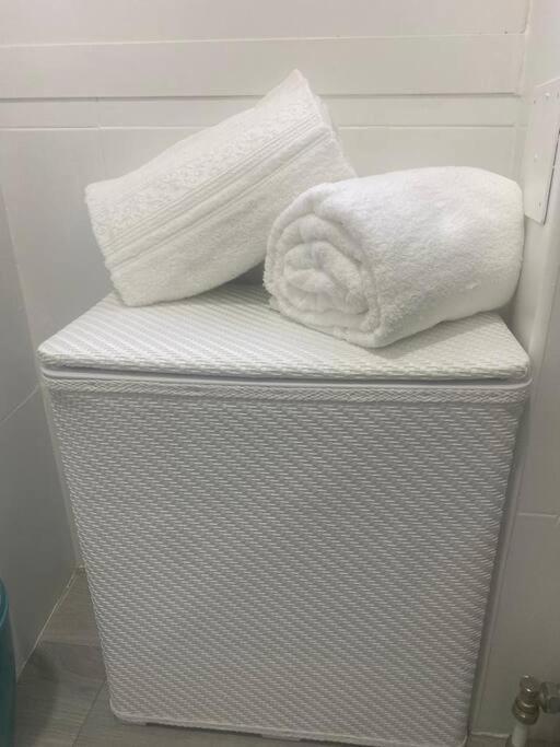 Apartamento En Toledo Ideal Para Visitas A Puy Du Fou Екстериор снимка